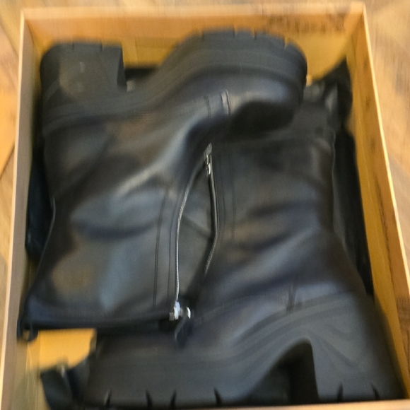 Free People Boots Myles Front Zip Boots Black Womens Size 6 NIB - Picture 10 of 10